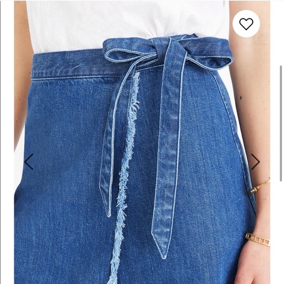 🌟HOST PICK🌟 Madewell denim wrap skirt - Picture 2 of 12